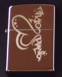 人気のzip-09表面<br>
誕生プレゼントに<br>
オリジナルデザインで